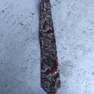 Beautiful Vintage Tie  